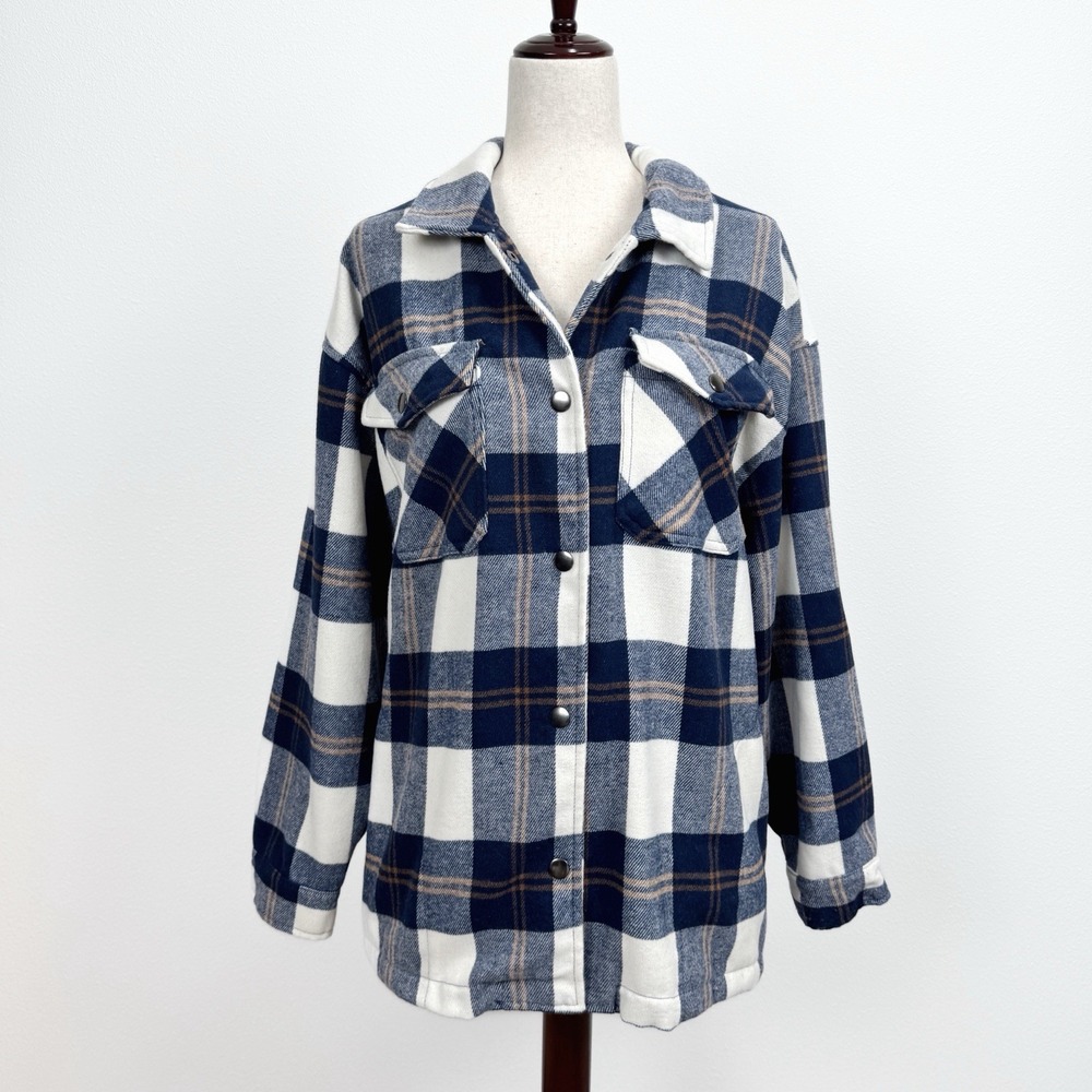 HFX Flannel Shirt Jacket Womens L Blue Plaid Snap Up Shacket Outdoor Barn‎ Chore
